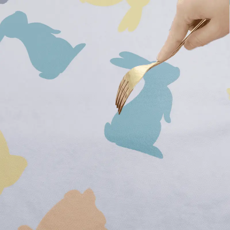 Customizable Waterproof Vinyl Tablecloth with Flannel Lining