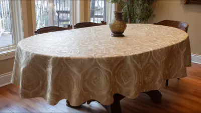 The Future of Stylish Dining with Oval Tablecloths